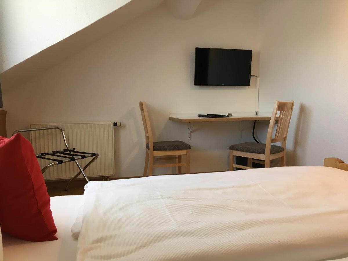 Hotel Im Sonnental Яхенау Екстериор снимка